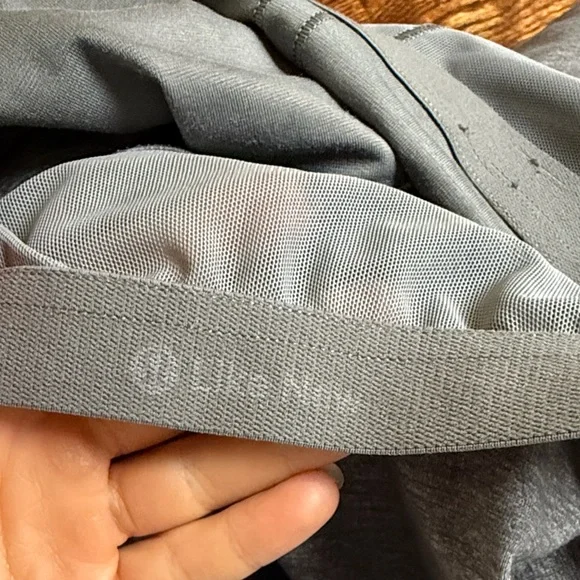 Lululemon Gray Women's Tank Top - Picture 4 of 4